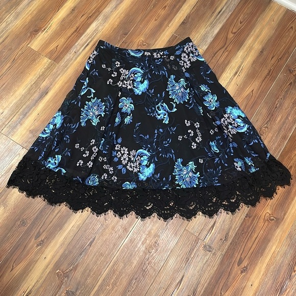 SACHIN & BABI Embroidered Floral Lace A-Line Skirt Black Blue NWT Dressy size 10 - Picture 4 of 14